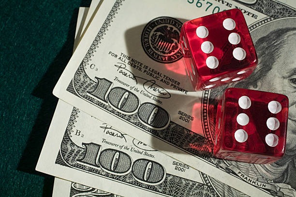 Hand rankings display on Casino Hold'em table